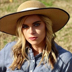 Meet your Posher, Holyn